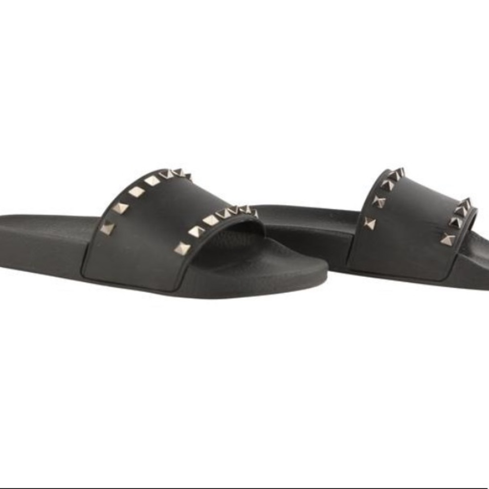 Valentino Black PVC Rockstud Pool Slides - Picture 3 of 14